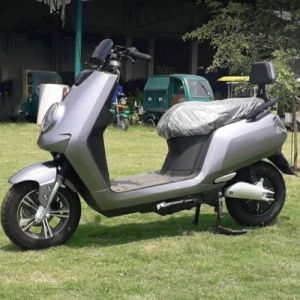 Vero Delta Battery Operated Scooty