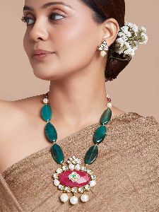 Green and Ruby Necklace Set with Hydro Polki
