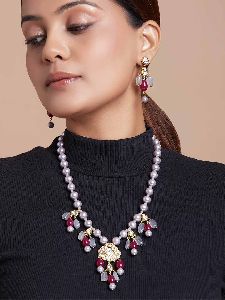 Grey Shell Pearl Kundan Polki Necklace Set