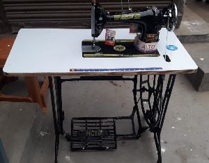 Alto Sewing Machine