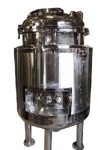 Chemical Liquid Stirring Vessel