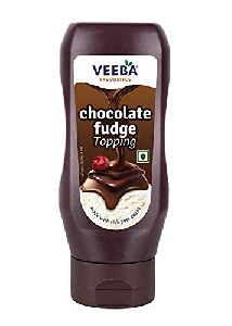 Veeba Chocolate Fudge Topping