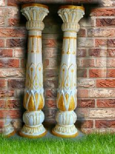 wedding pillars