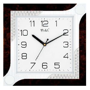 459 Plain Diamond Wall Clock