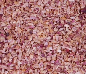 Dehydrated Pink Onion Chopped