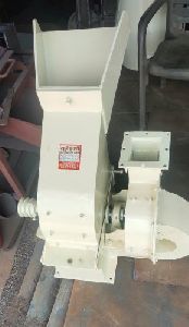 Semi Automatic Spices Grinding Machine