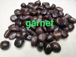 Garnet Tumbled Stone