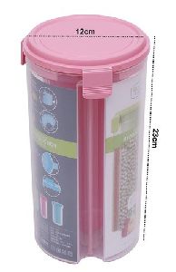 Plastic airtight container