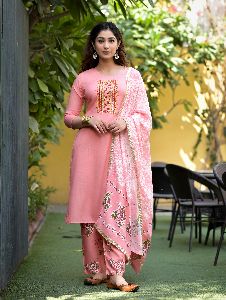 embroidered kurta payjama