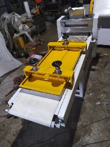 Dough Moulder Machine