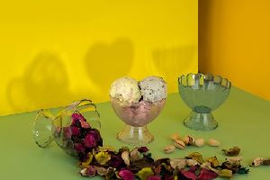 Glass Ice Cream Serving Bowl