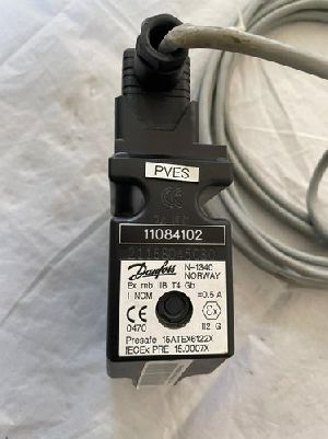 Danfoss 11084102 PVES Electronic Actuator for PVG32