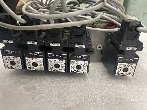 PVG 32 Proportional Valve 157B5937, 157B6233, 11084102, 157B9784, 157B9783, 157B9781, 157B3184, 157B2014, 157B8025,157B2001, 11052079