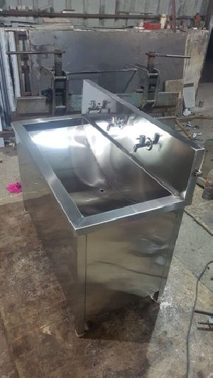Commercial Kitchen Sink