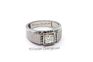 Platinum Solitaries Princess Ring