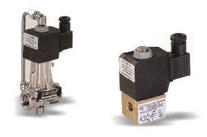 Diaphragm operated water solenoid valve