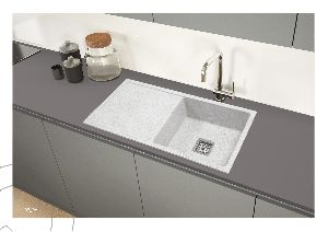 Kitchen Sink with Drain Board
