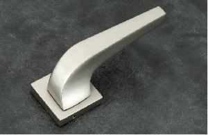 LH1005 Lever Handle