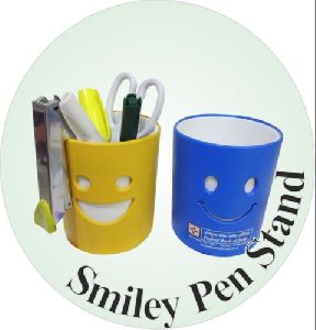 Smiley Pen Stand
