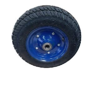Doubles wheel barrow tyre