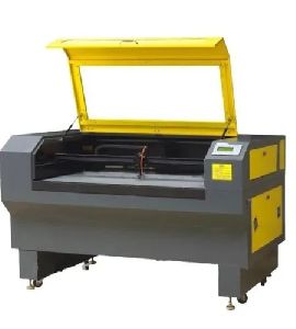 PET Sheet Laser Cutting Machine