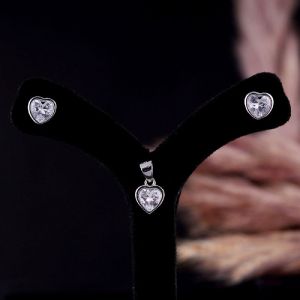 Heart Shape Diamond Pendant set with Chain