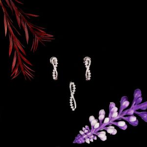 Infinity Shape Diamond Pendent Set Neckless
