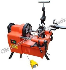Bolt & Pipe Threading Machine