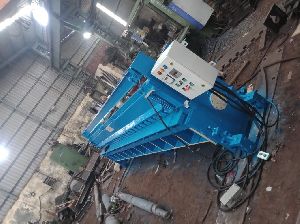 CNC Shearing Machine