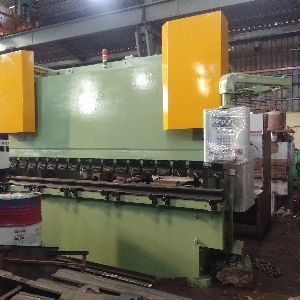 Hydraulic and CNC Bending Machines