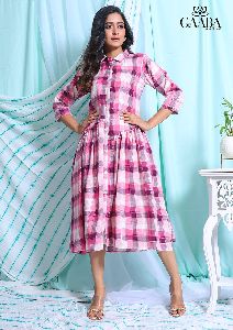 PINK DYNAMIC CHECKS DRES