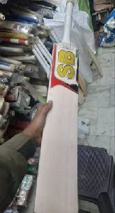 1000gm English Willow Cricket Bat