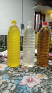 Wood Pressed Groundnut Oil