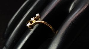 Natural Diamond Light Weight Ring