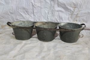 Iron Set of 3 Planter