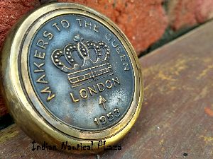 Compass Maker to The Queen Navigational Pocket Compass
