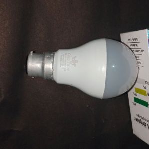 9w Led Bulb With 1 Year warranty with Aluminum Body