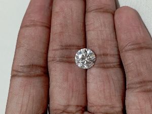 Moissanite stone