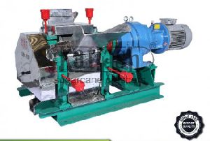S.S. ROLLER SUGARCANE CRUHER WITH PLANETARY GEAR BOX AND MOTOR