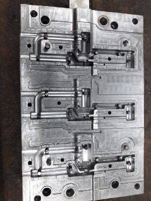 Multi Cavity Core Moulds