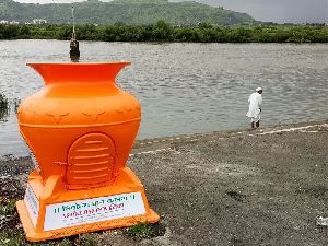 Nirmalya Kalash with Plastic Stand (Size 4 Feet X 4 Feet X Height 4.5 Feet)  NK-750P