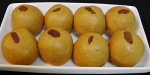 Besan Ladoo