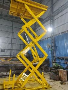 High Scissor Lift