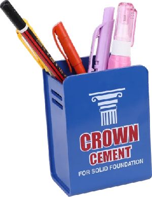 Plastic Compact Pen Stand
