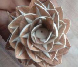 Sola Brown Patch Lotus Flower