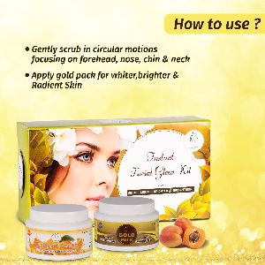 Natural The Essence of Nature Instant Facial Glow Kit