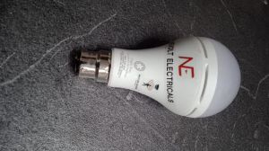 Radar motion sensor LED bulb