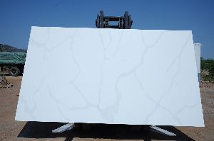 Statuario Quartz Slab