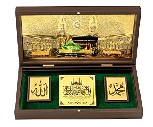 Mecca Madina Gold Plated Charan Paduka