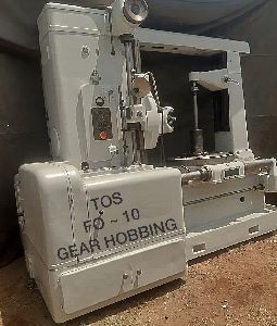 TOS FO 10 GEAR HOBBING MACHINE 10 MODULE